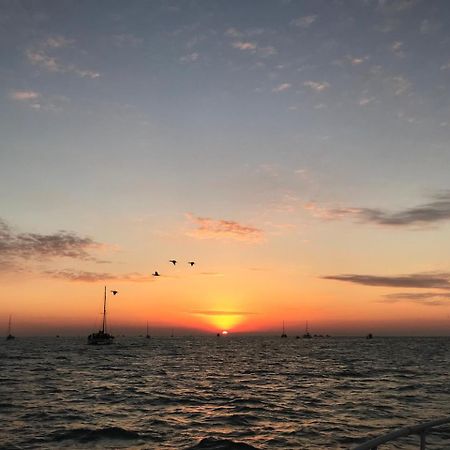מלון בוסאן Sea And Yacht מראה חיצוני תמונה