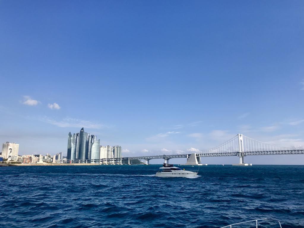 מלון בוסאן Sea And Yacht מראה חיצוני תמונה
